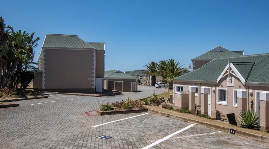 2 Bedroom Property for Sale in Marina Martinique Eastern Cape
